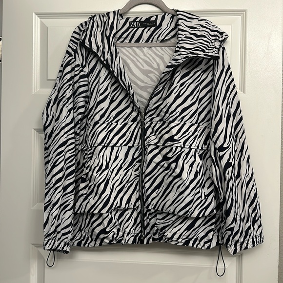 ZARA Zebra Windbreaker - Picture 1 of 6
